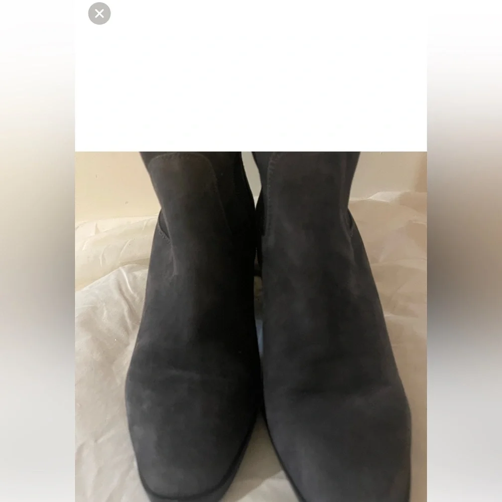 Aquatalia Women's Gray Suede Ankle Boots - Classic Zip Closure Block Heel